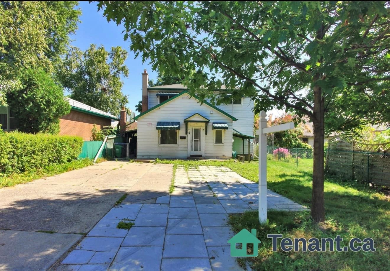 Entire Home Rent - 3 Bedrooms| 2 Bathrooms| Brampton