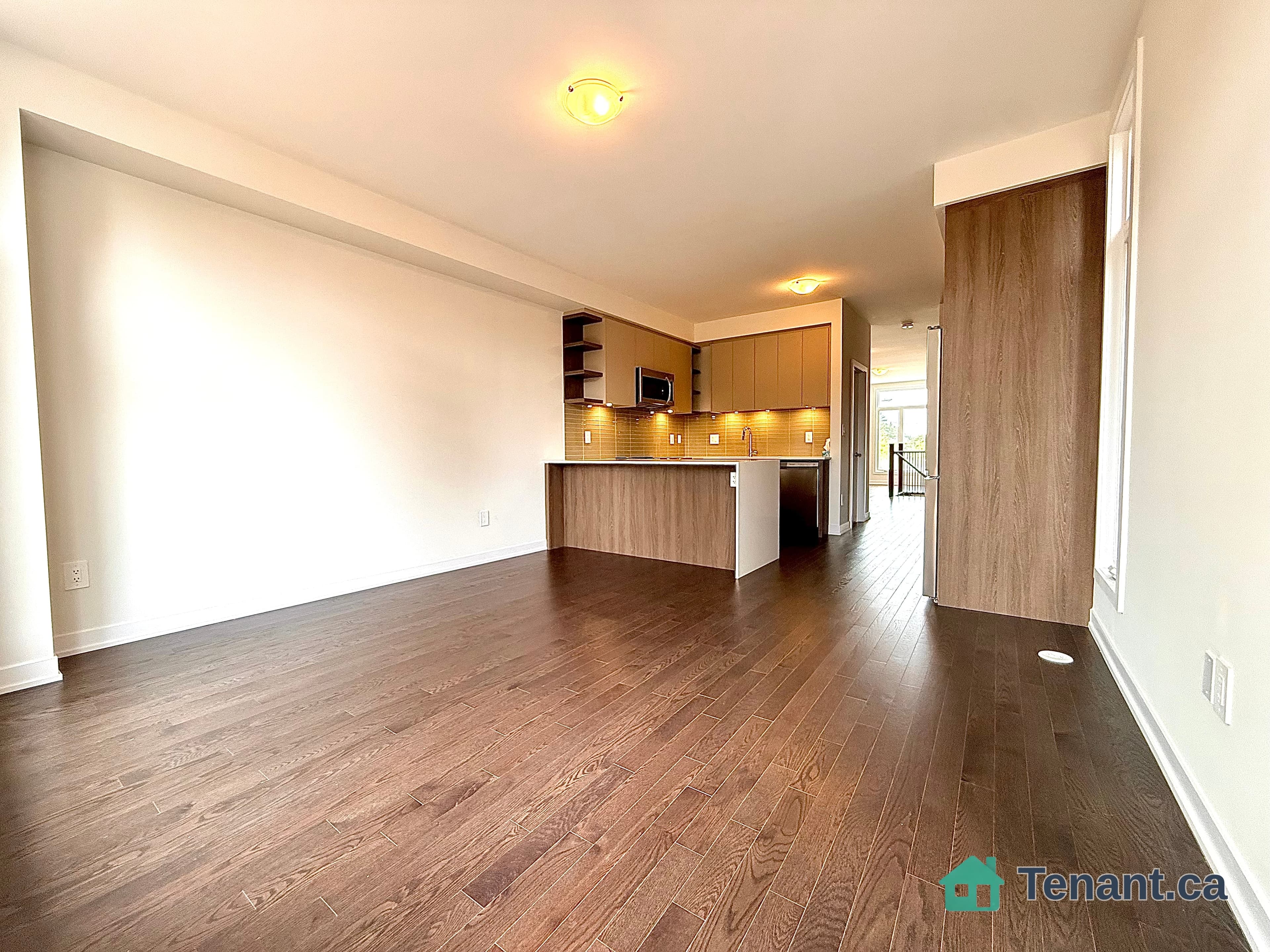 380 Lawrence Ave, North York, Toronto