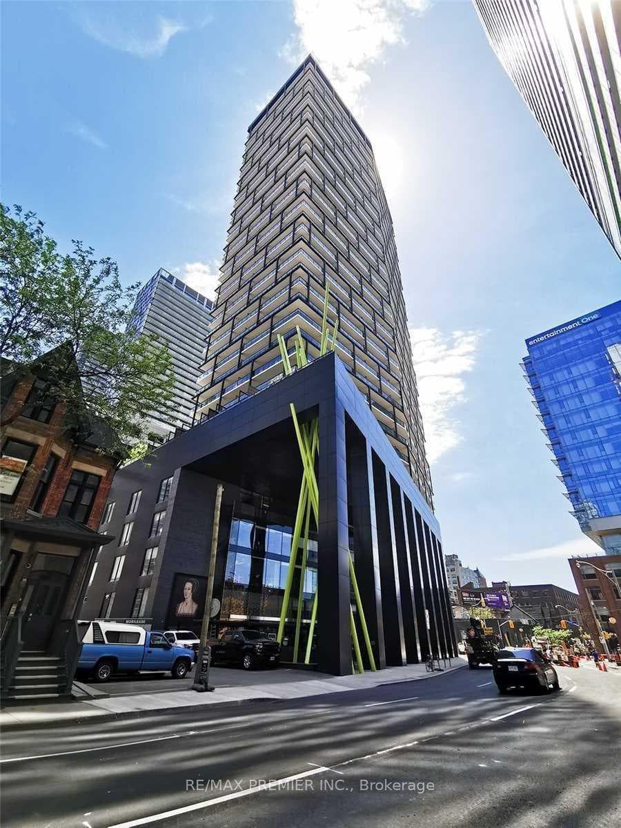 3007-125 Peter Street