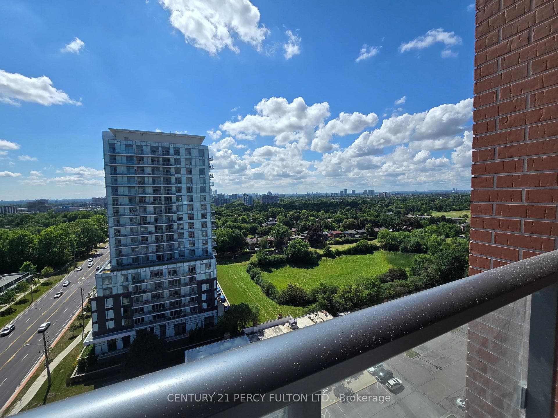1501-3260 Sheppard Avenue E