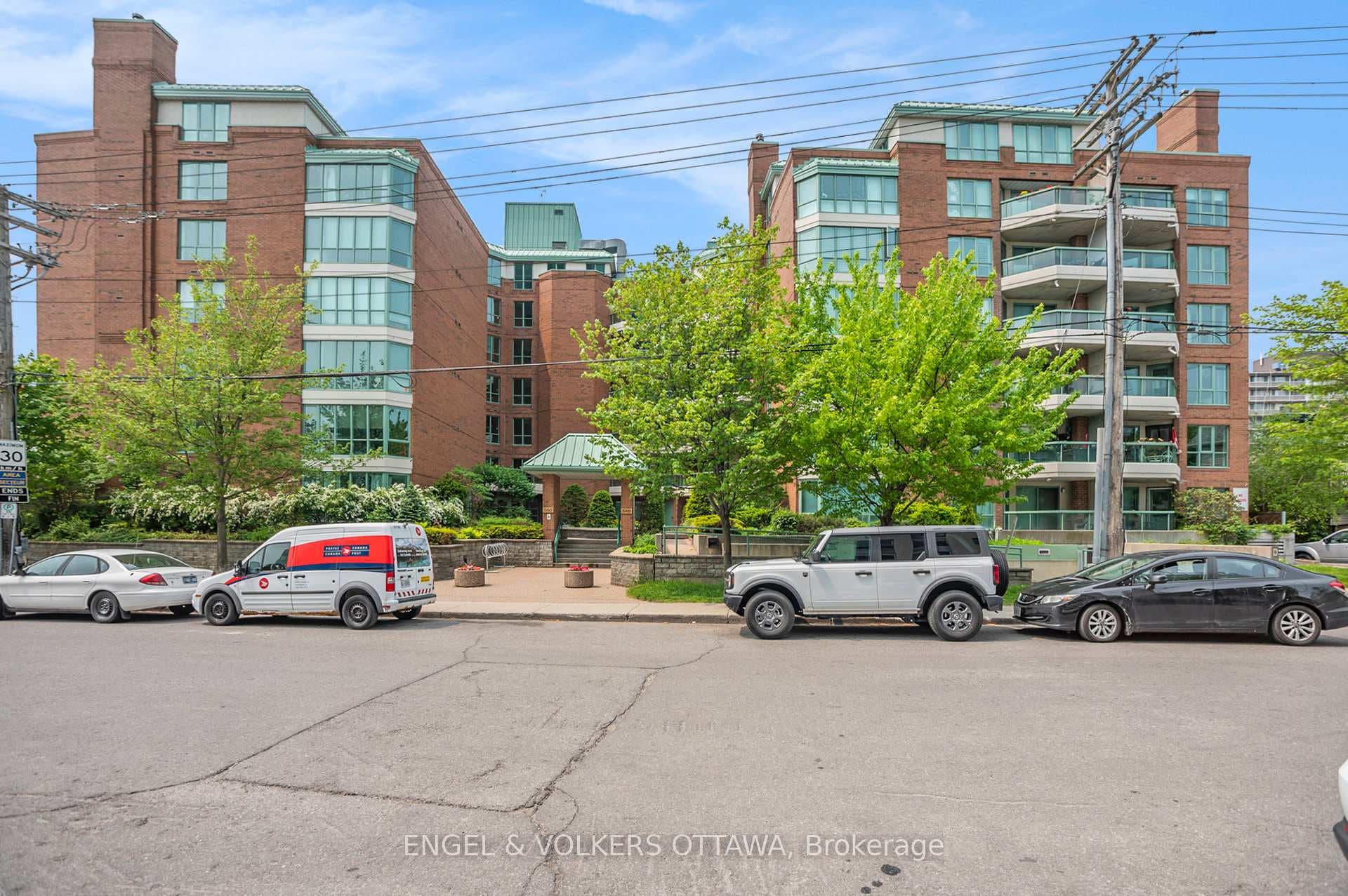 507-550 Cambridge Street S