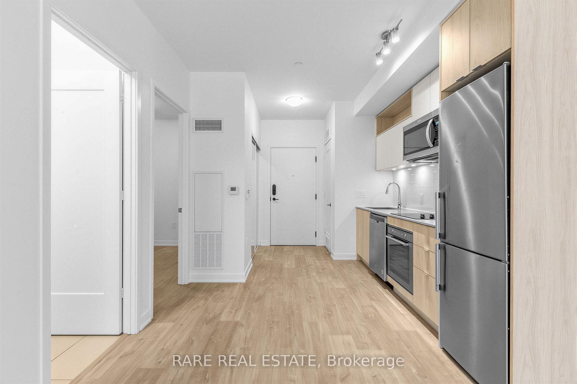 231 SW-121 Lower Sherbourne Street