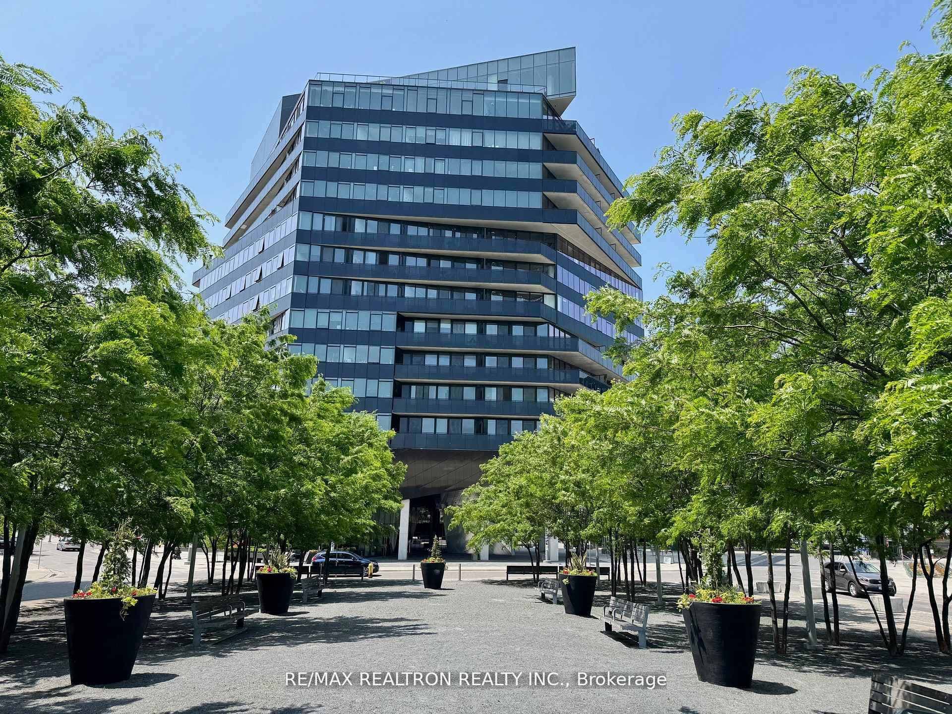 1101-21 Lawren Harris Square