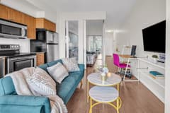 Bright 1 Bedroom Furnished Accomodation in the Heart of the City