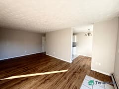 601 Barber Ave N · 212