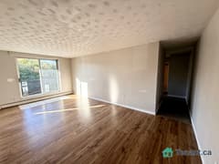 601 Barber Ave N · 212