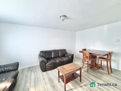 For rent: 923 Greenbriar Avenue