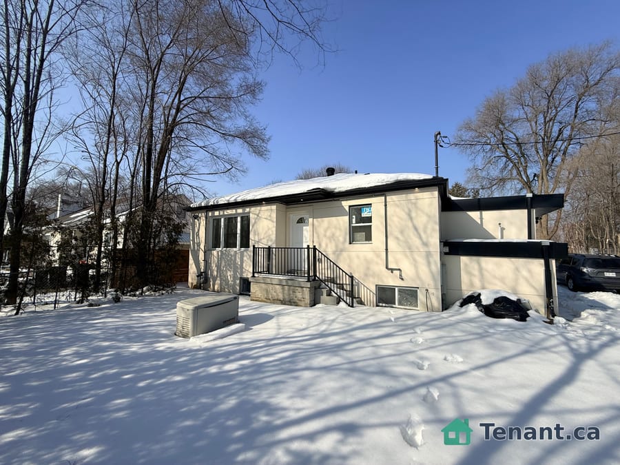 Fully Renovated Bungalow Near Yorkdale!