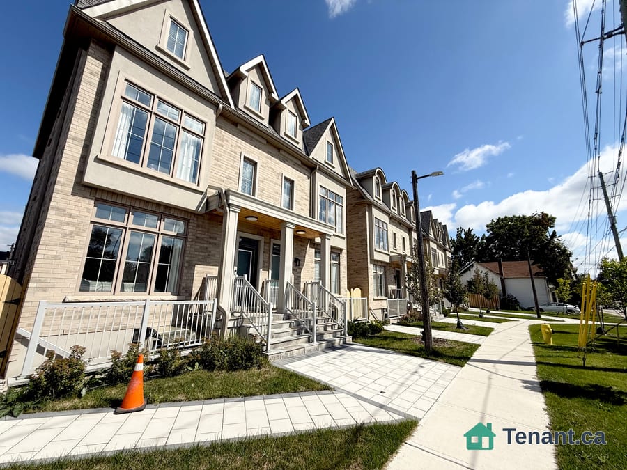 For rent: 2948 Elgin Mills Rd E