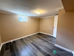Well Maintained Basement Unit 