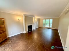 For rent: 4 Canadiana Dr