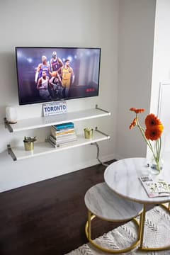 Bright 1 Bedroom Furnished Accomodation in the Heart of the City